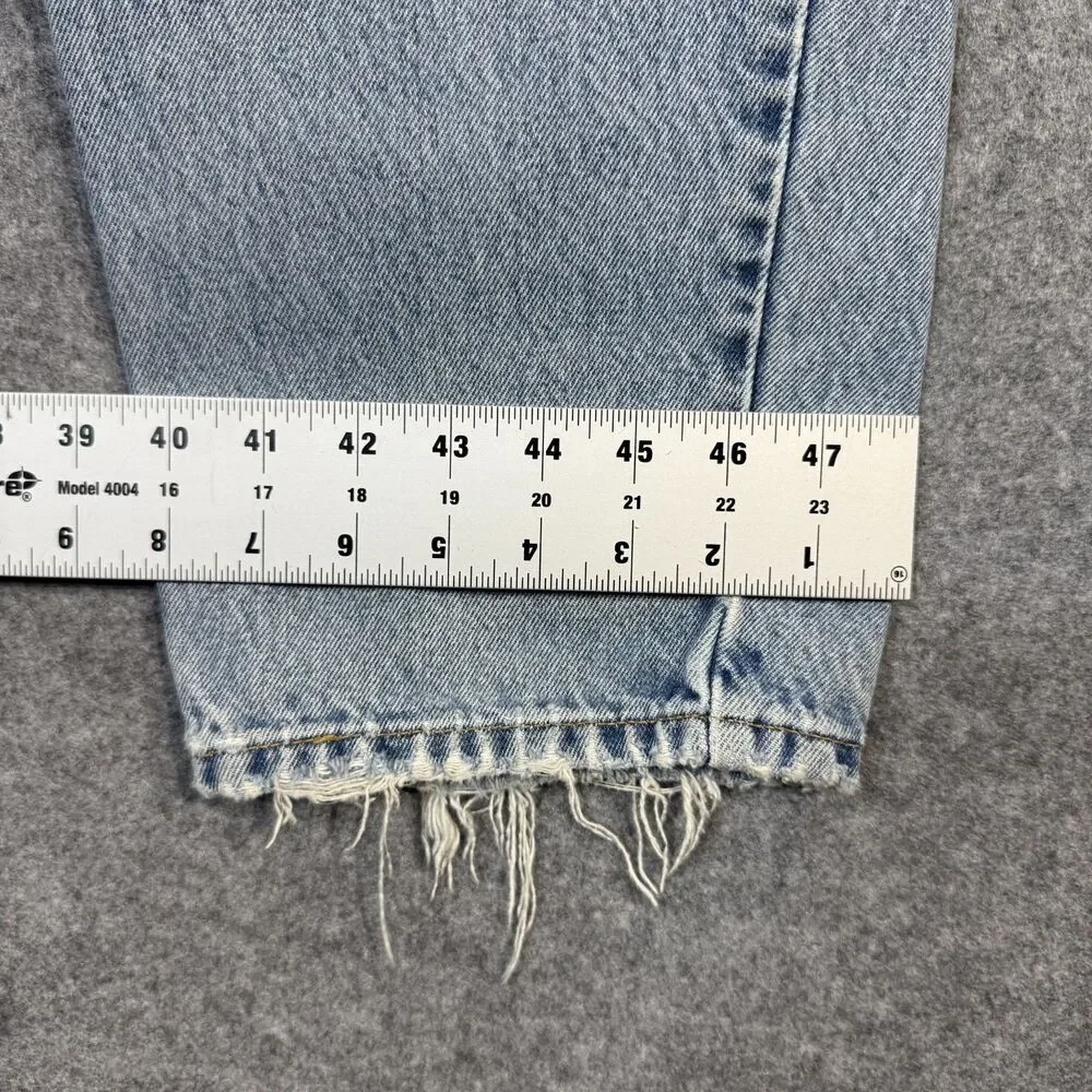 Vintage Levi's 560 Men's Distressed‎ Blue Jeans 2002 Size 38x32
